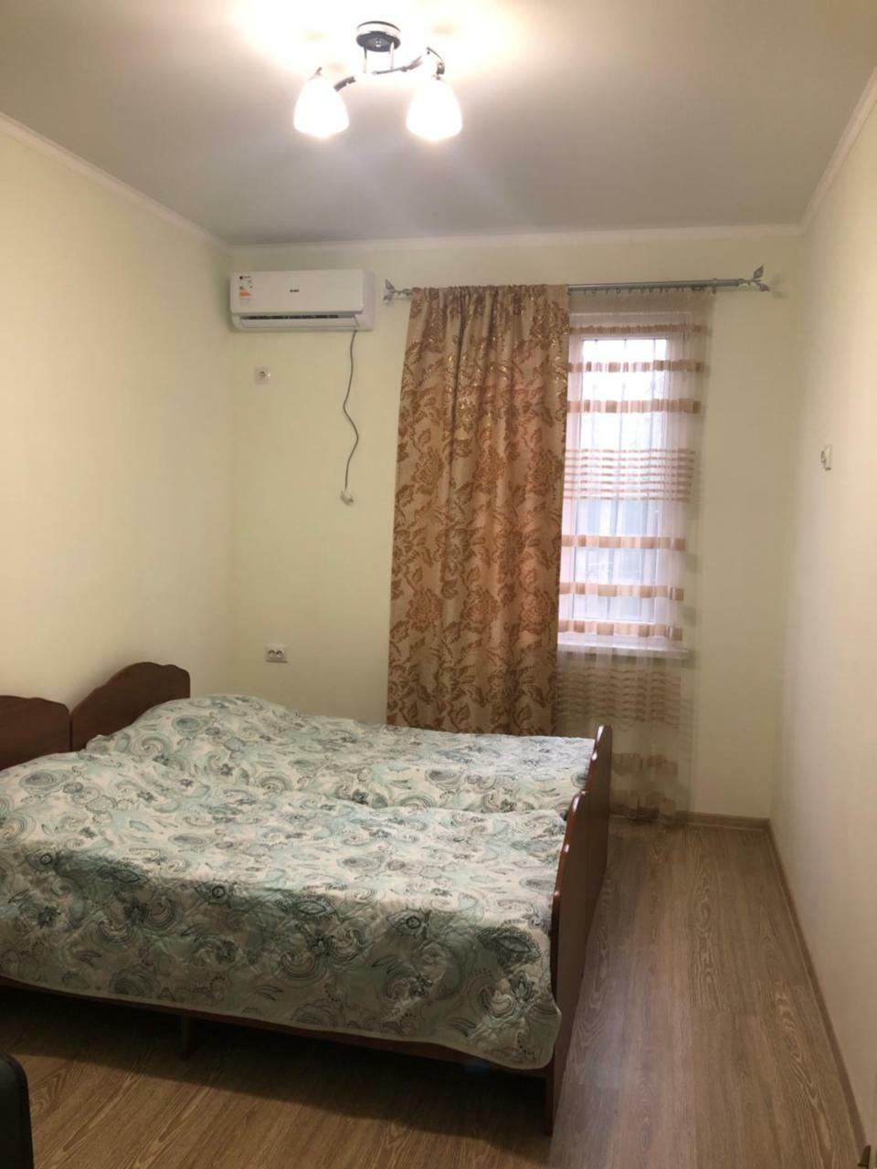 Guest House Nadia Sukhumi Exterior photo